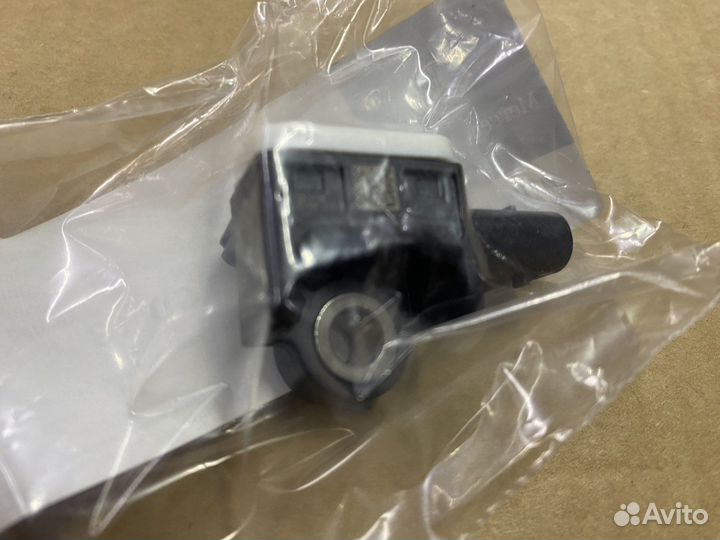 Датчик удара Mercedes W447