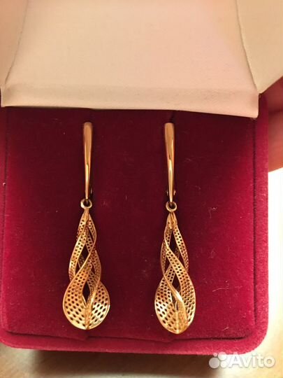 Золотые серьги
