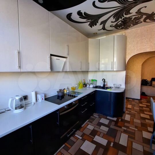 3-к. квартира, 71 м², 8/9 эт.