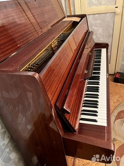 Продам пианино