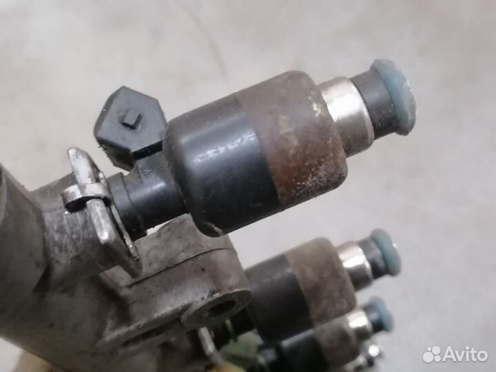 Форсунка топливная Daewoo Nexia F16D3 1995-16