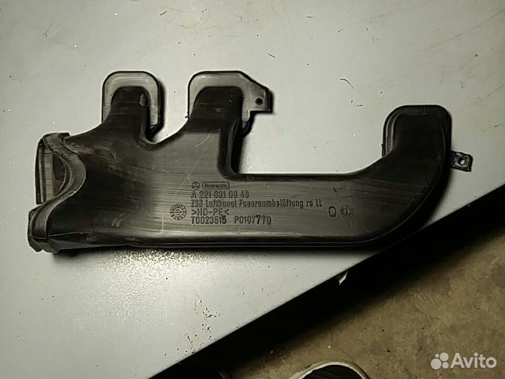 Воздуховод салона w221 a2218310846