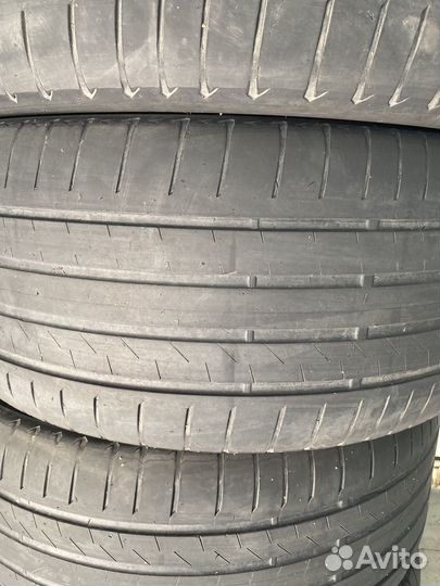 Bridgestone Alenza 001 285/40 R21