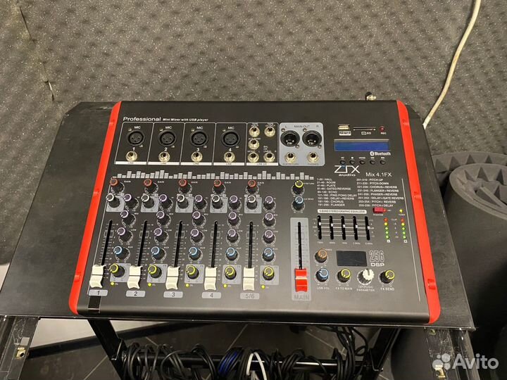 ZTX audio Mix 4.1.Fx микшерный пульт