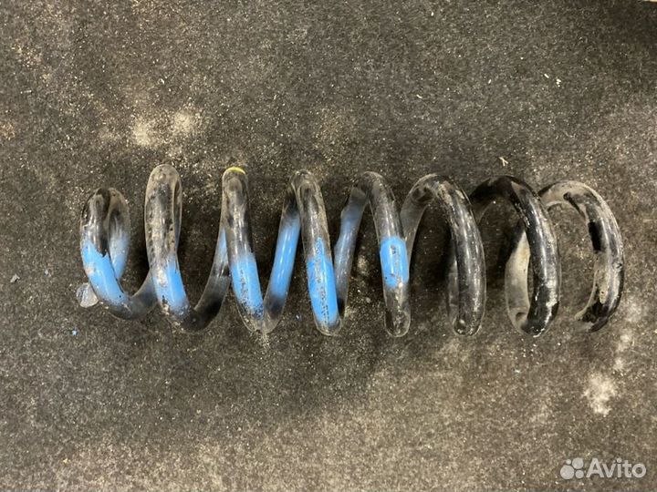 Пружина подвески задняя Mercedes-Benz Glс-Clаss