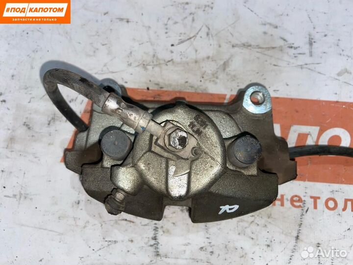 Суппорт тормозной передний правый Volkswagen Golf