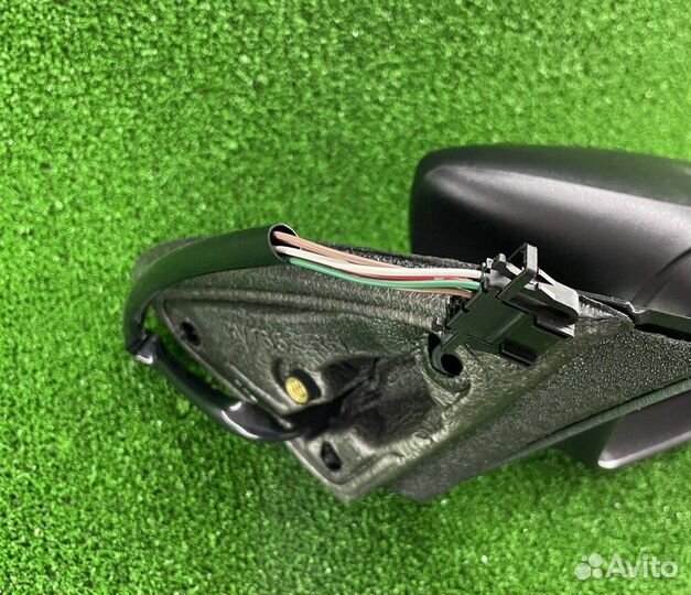 Зеркало правое Рапид 12-16