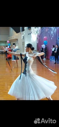 Платье на стандарт ю2