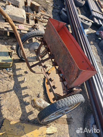 Сеялка для мотоблока