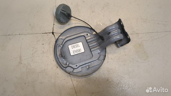 Лючок бензобака Mitsubishi L200, 2015