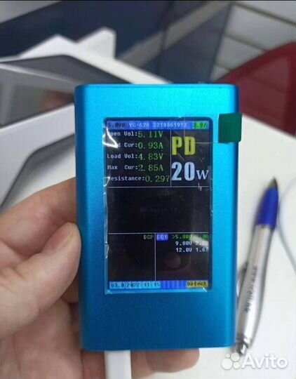 Зарядка на iPhone 20w