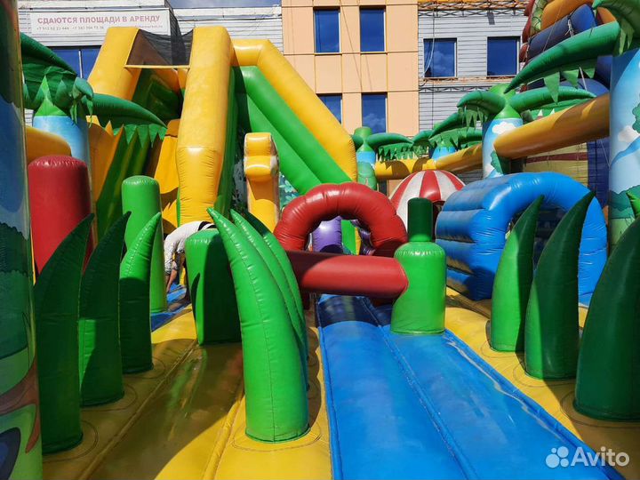 Аренда надувных батутов зимние варианты тоже в дом