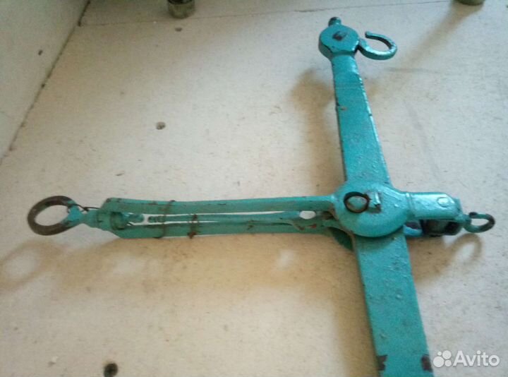 Весы старинные