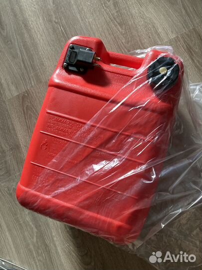 Бензобак для лодочного мотора