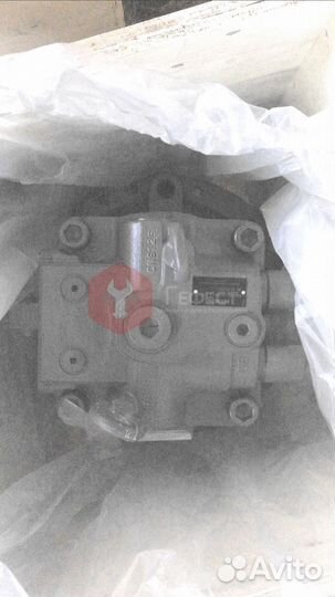 Гидромотор редуктора поворота ZX400-5G 4616985