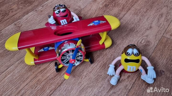 M&M's Airplane (оригинал)