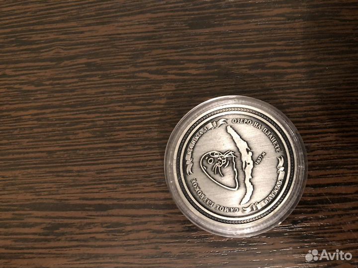 Настольная медаль