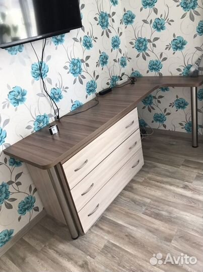 Столешница с комодом