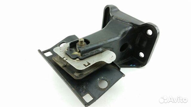 Подушка двигателя левая Nissan Patrol Y62 VK56VD