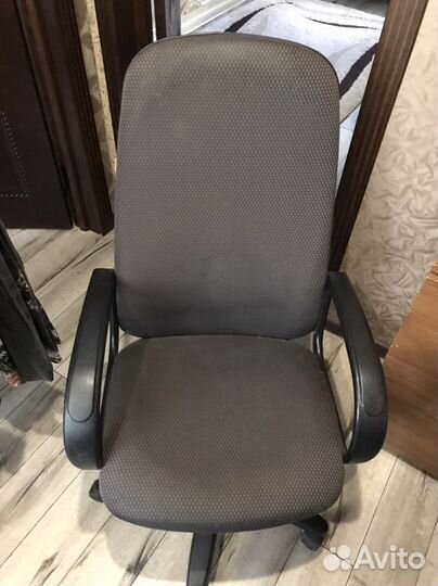 Компьютерное кресло