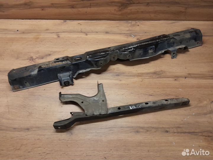 Верхняя планка телевизора Geely MK