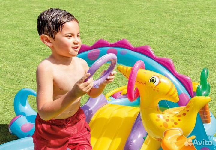 Детский надувной бассейн с горкой