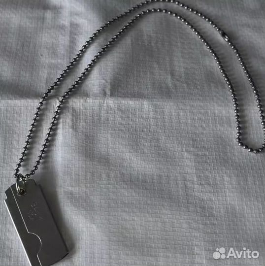 Подвеска Carol Christian Poell бритва