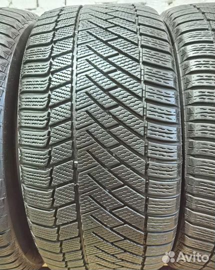 Continental ContiVikingContact 6 245/45 R17 99V