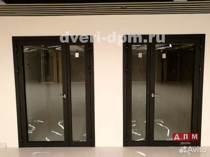 Дверь противопожарная со стеклом Ei 60 мин