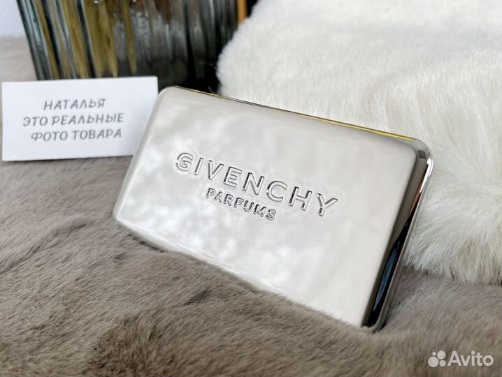 Зеркало Givenchy карманное