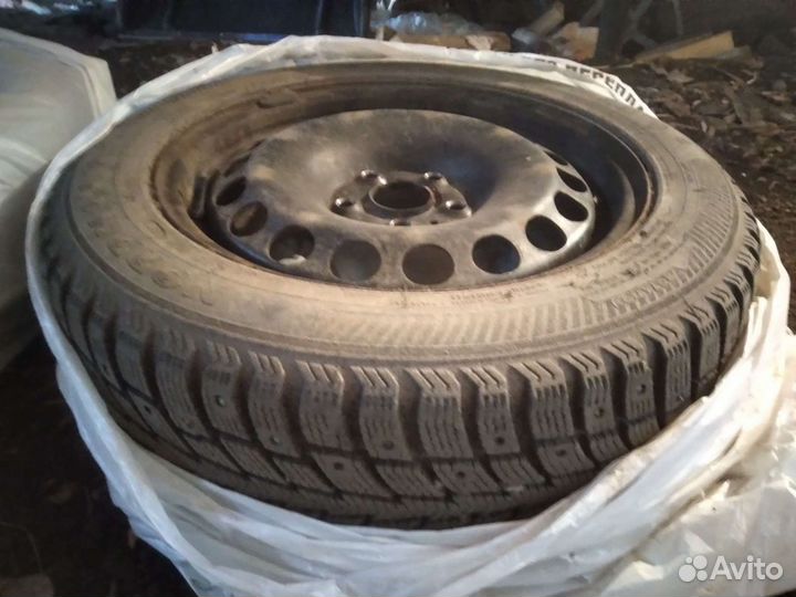 Продам 2 диска штамповка на Фольксваген Пассат Б6