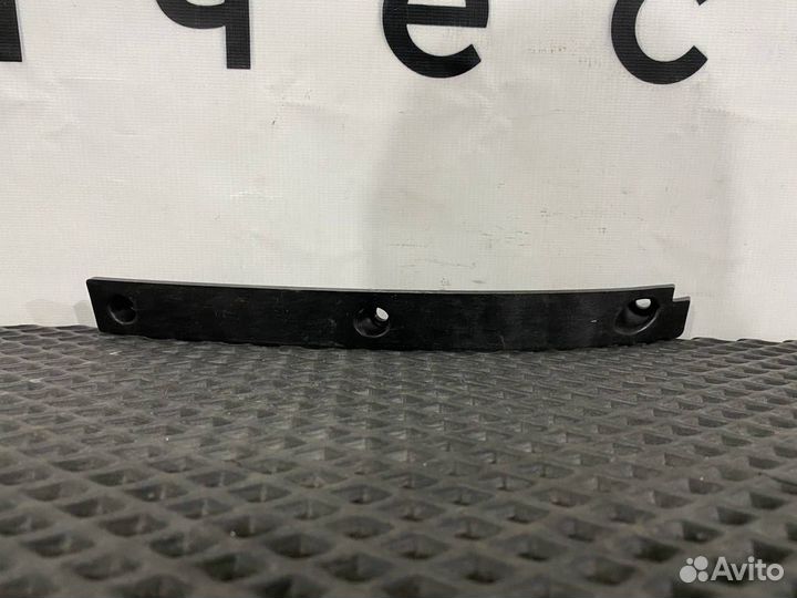 Панель уплотнительной резинки Volvo FH5 23544531