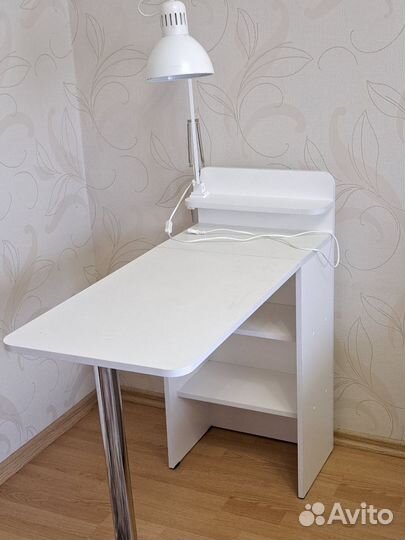 Стол для маникюра