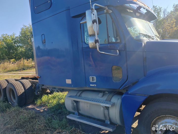 Freightliner FLC 120, 2002