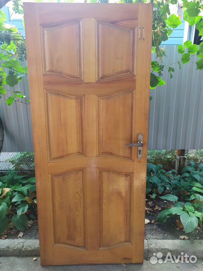 Двери массив бу