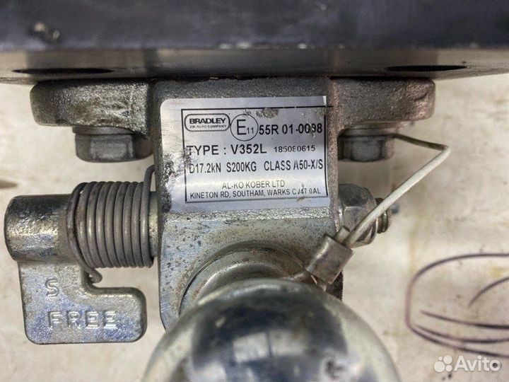 Прицепное устройство (фаркоп) Toyota Hilux 2021