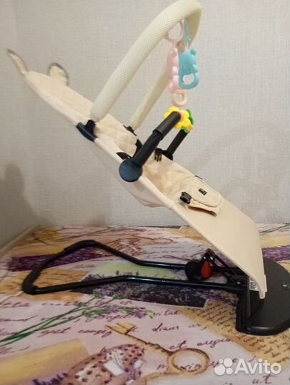 Шезлонг для новорожденных