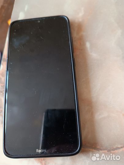 Xiaomi Redmi 8, 3/32 ГБ