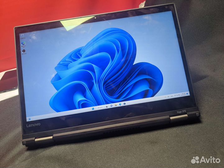 Lenovo Thinkpad Yoga 370 7200U 8GB 256GB Touch IPS