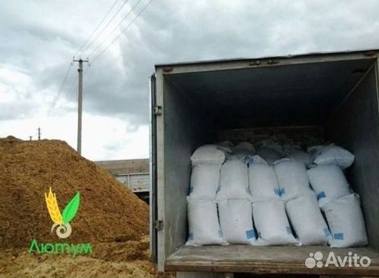 Перепревший навоз в мешках