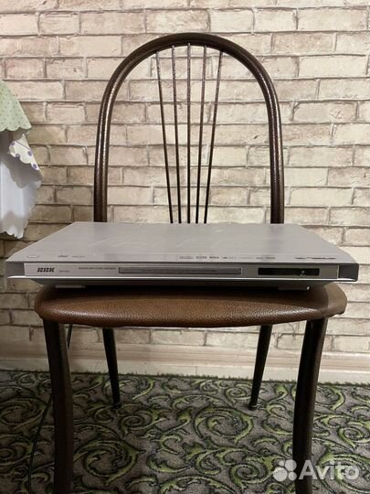 DVD-плеер BBK dv515si