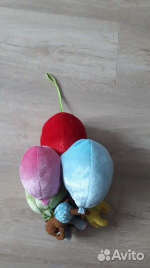 Мобиль и подвесные игрушки в коляску, кроватку