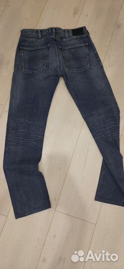 Джинсы armani