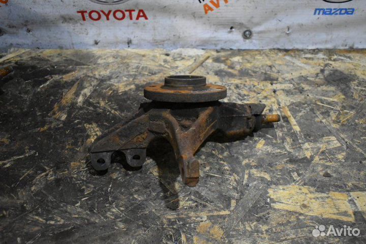 Кулак поворотный передний правый Citroen C4 1