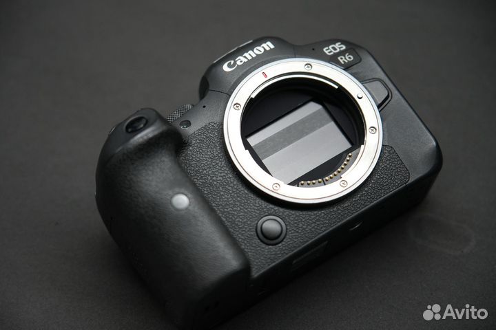 Камера Canon R6