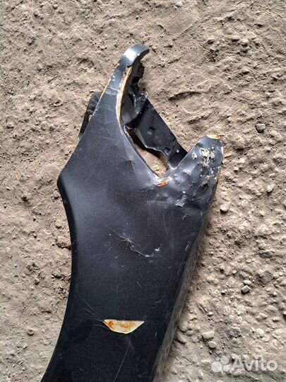 Крыло переднее левое Mercedes W140