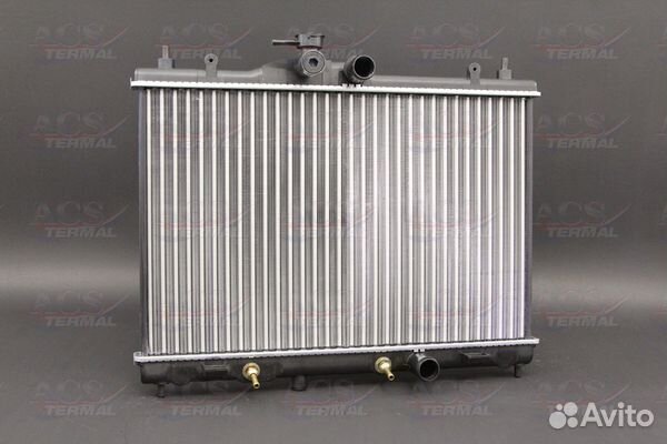 Радиатор охлаждения Ниссан Тиида C11 1.6-1.8 07-14