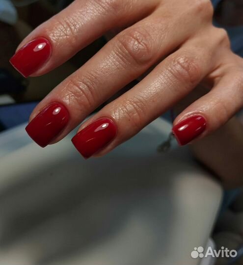 Услуги мастера маникюра