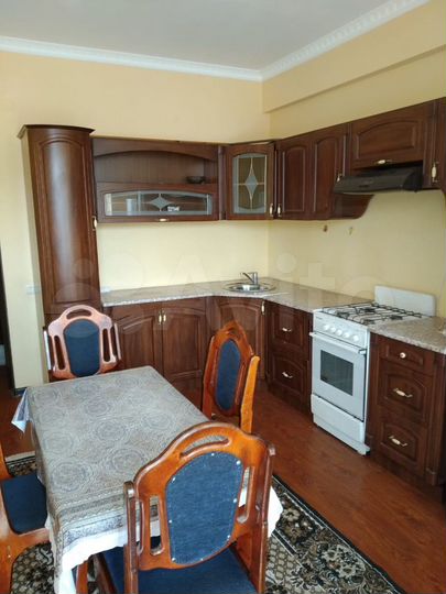 2-к. квартира, 85 м², 5/9 эт.