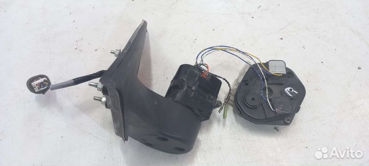 Зеркало левое Mitsubishi Pajero Sport2